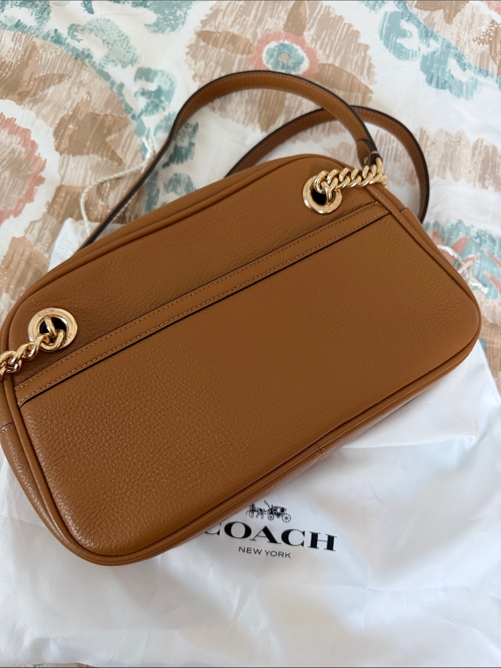 Coach Saddle Brown Pebble Leather Shoulder Bag with Gold Hardware - Picture 4 of 4